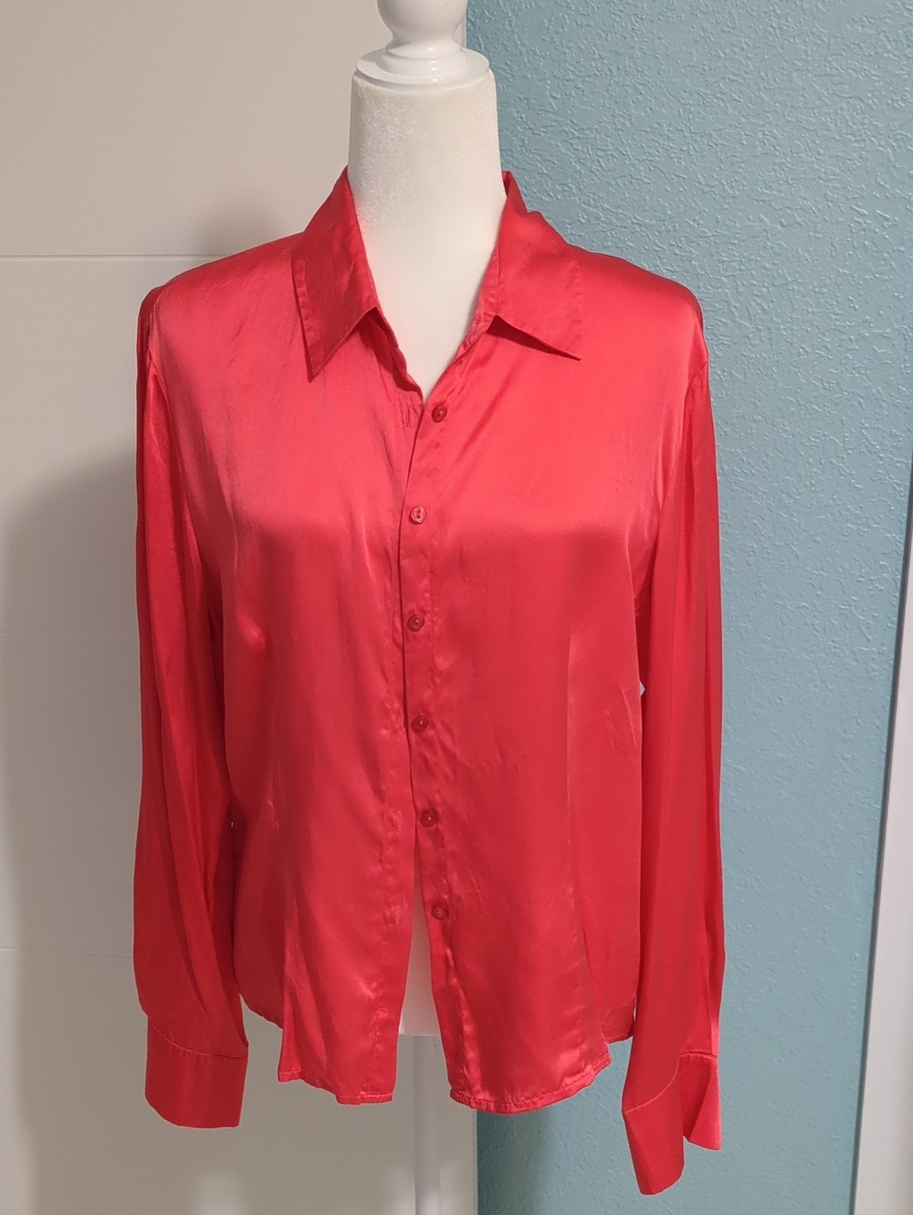 Women's Red Silk Button-Up Vintage Long Sleeve Shirt Sz XL Christmas Holiday